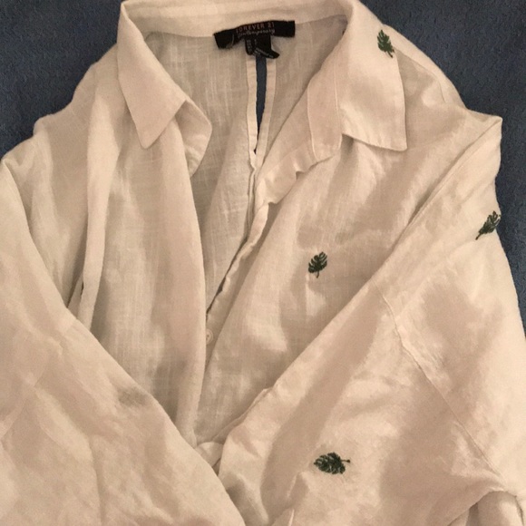 Forever 21 palm tree 3 quarter length button up - Picture 2 of 3